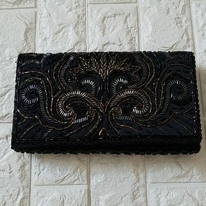La Regale Evening Clutch Black With Beads Details